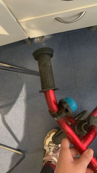 Bicicleta de equilibrio Chicco roja