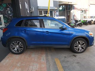 Mitsubishi ASX 200 MPI CVT Motion
