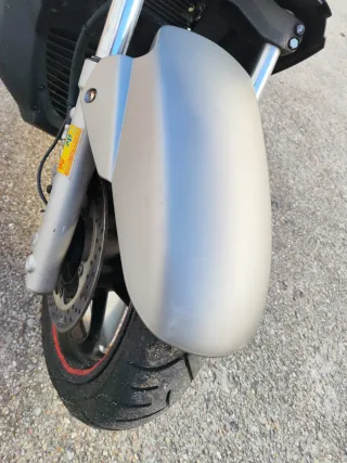 Yamaha Xmax guardabarros