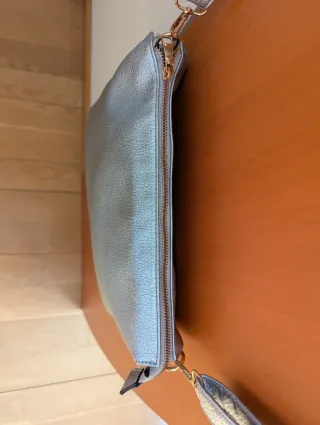 Bolso bandolera plateado