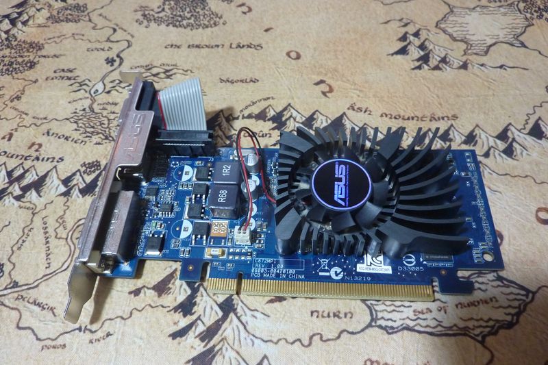 Nvidia Asus GT 210 1GB DDR3 Tarjeta Gráfica
