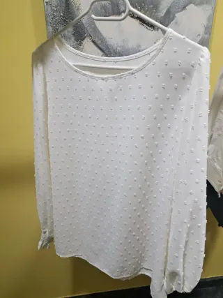 Blusa blanca con textura