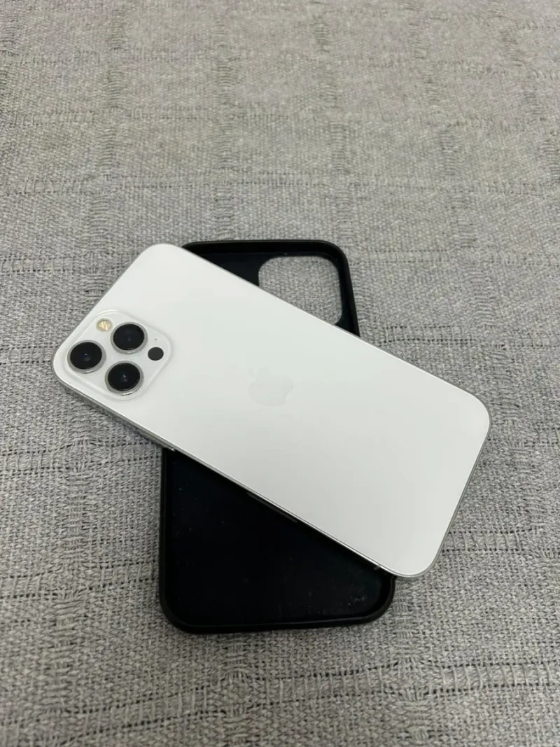 iPhone 12 Pro Max afbeelding 4