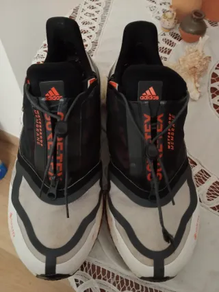 Adidas Ultra Boost Gore-Tex Negro/Blanco