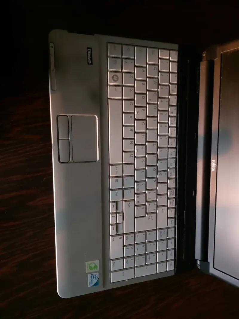 Portátil Fujitsu Lifebook A530 afbeelding 2