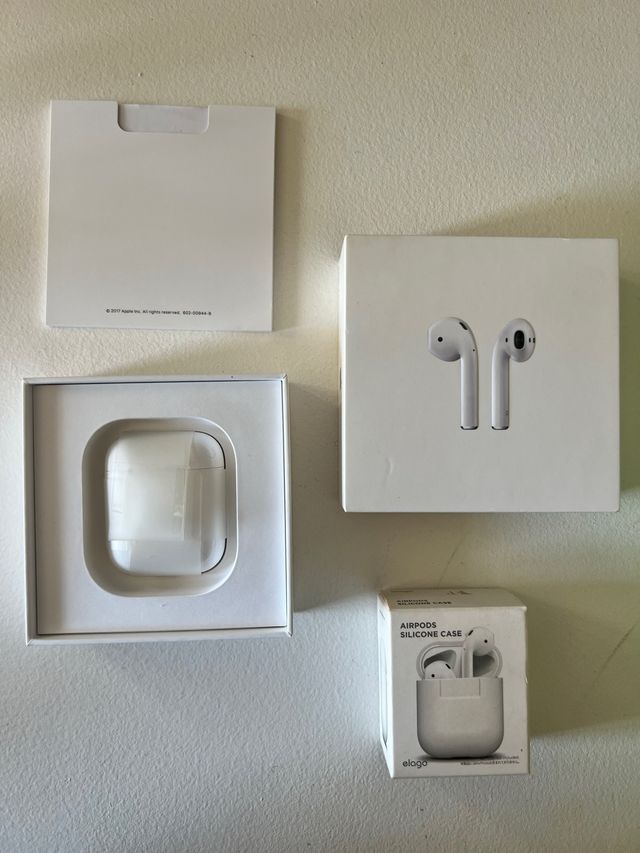 Airpods 1ª Gen + Funda Silicona