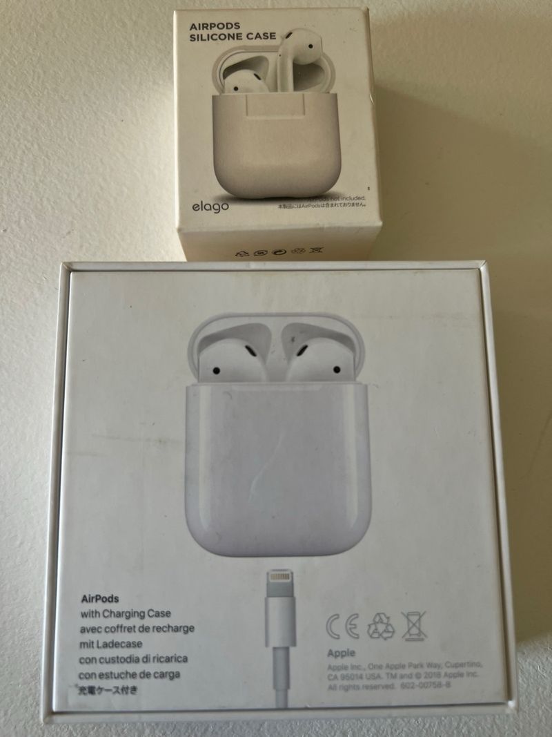 Airpods 1ª Gen + Funda Silicona afbeelding 3