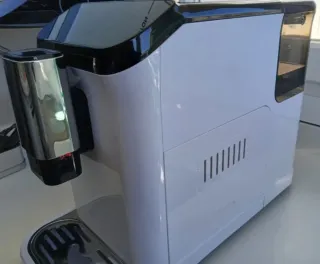 Cafetera Superautomática. Cecotec Cremmaet Macchia