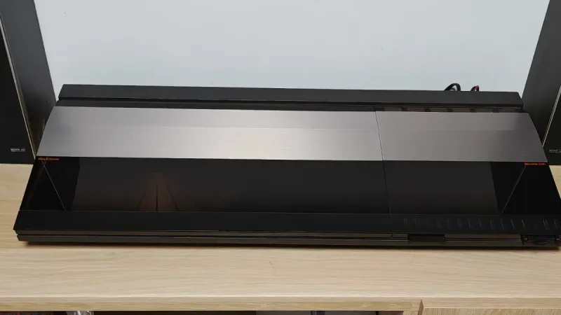 Bang & Olufsen beocenter 2200 y beovox x25
