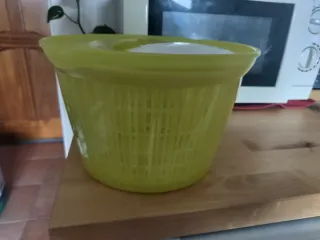 Centrifugadora ensalada verde