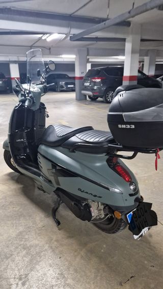 Peugeot Django 125cc verde Scooter