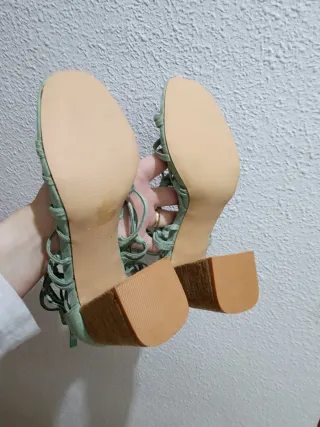Sandalias de tacón verdes
