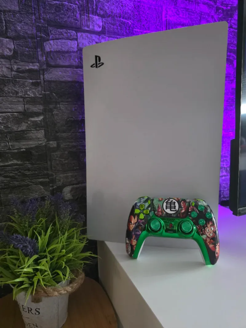 PS5 Digital 825GB + Mando Personalizado