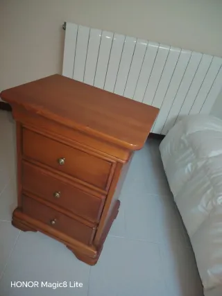 Dormitorio 4 piezas madera maciza