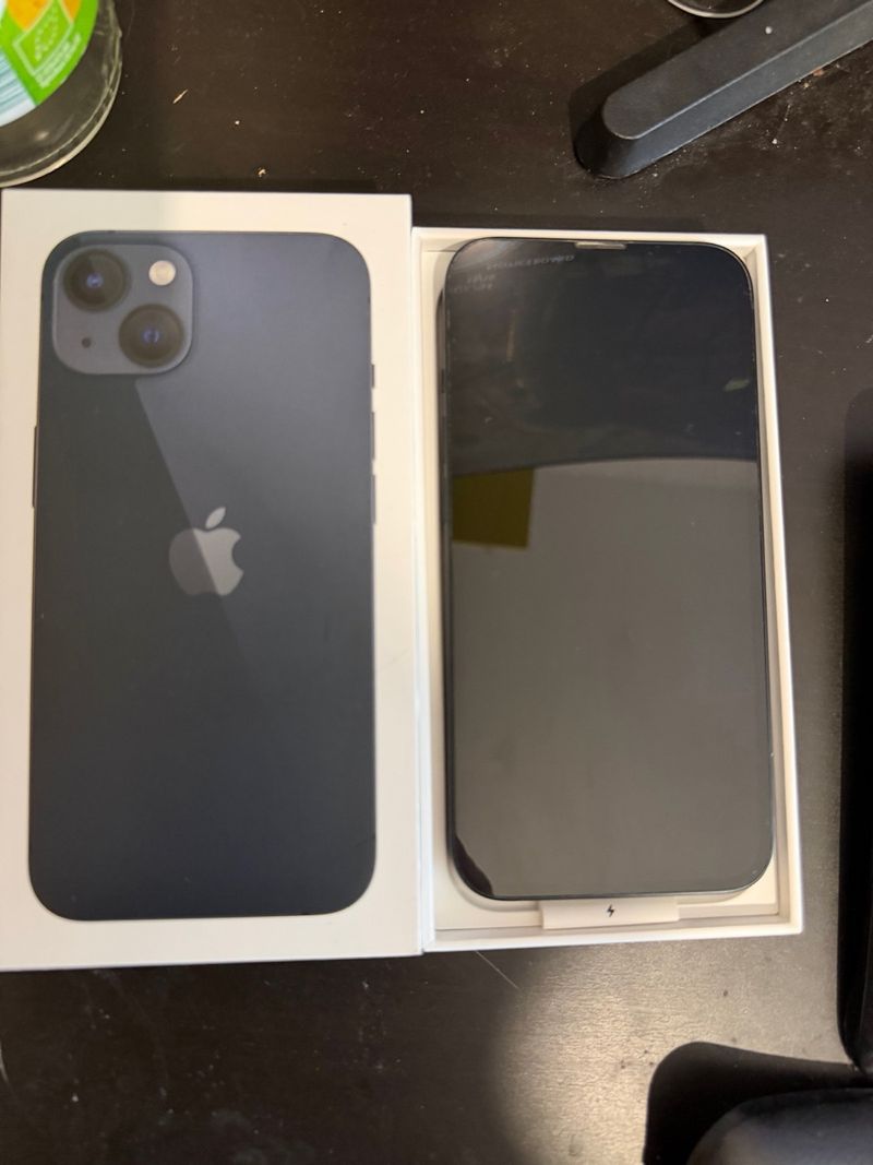 iPhone 13 256GB Negro