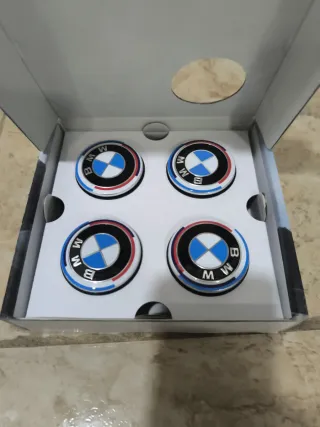 4Tapas 50 aniversario BMW M✅Centrales Llantas 54mm