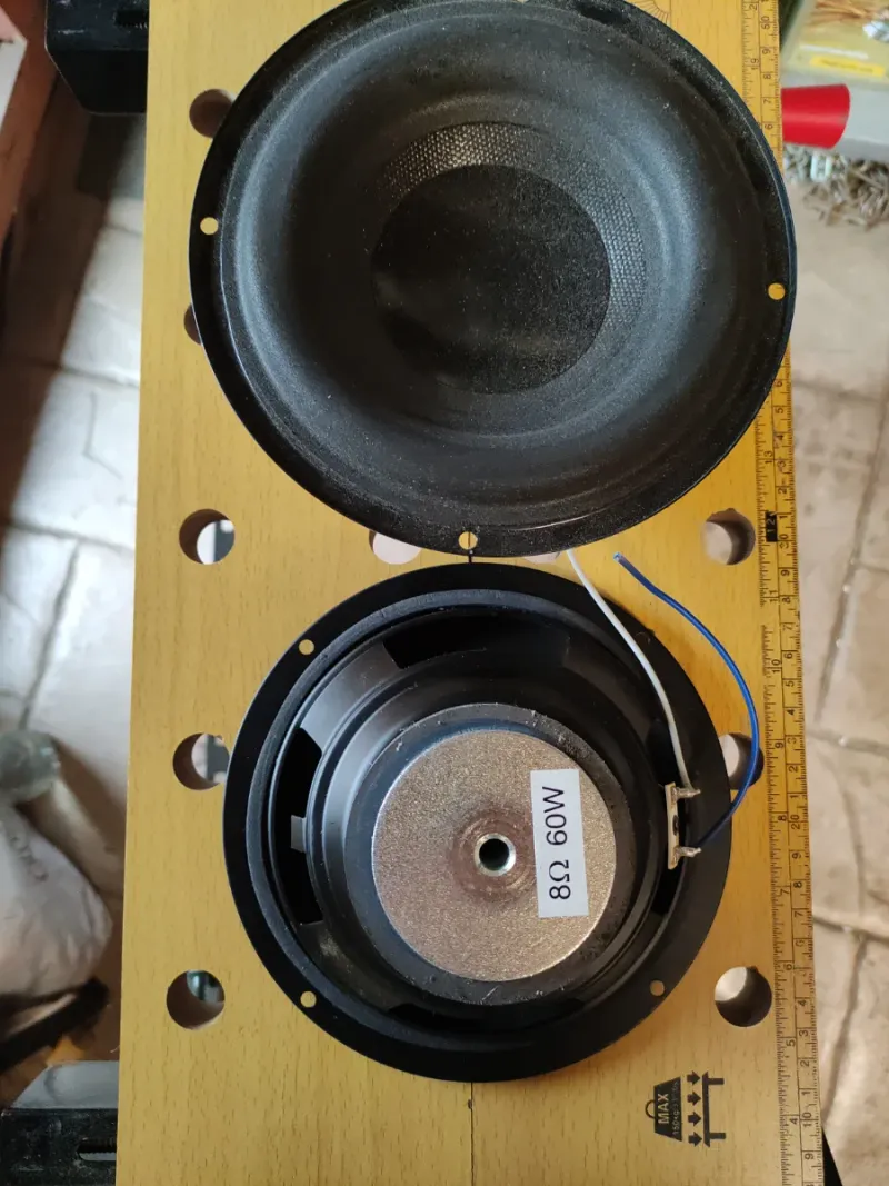 Altavoz Vieta 8 Ohm 60W