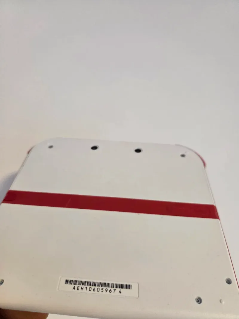 Nintendo 2DS Roja y Blanca afbeelding 5