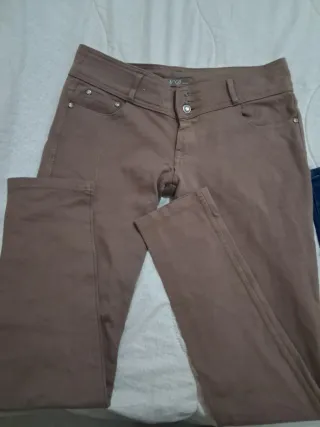 Pantaloni marroni donna