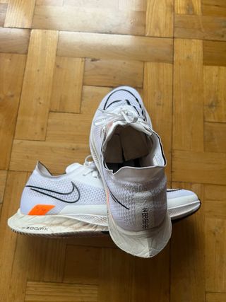 Nike ZoomX Streakfly Talla 44