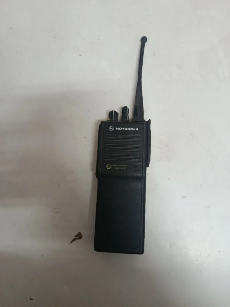 Radio Motorola HT1000 16 Canales