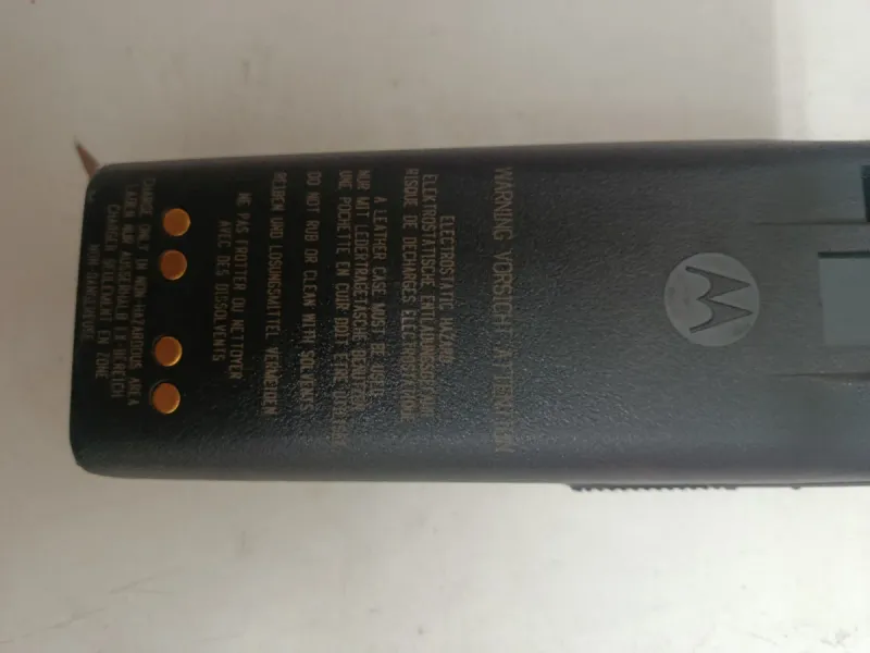 Radio Motorola HT1000 16 Canales afbeelding 7