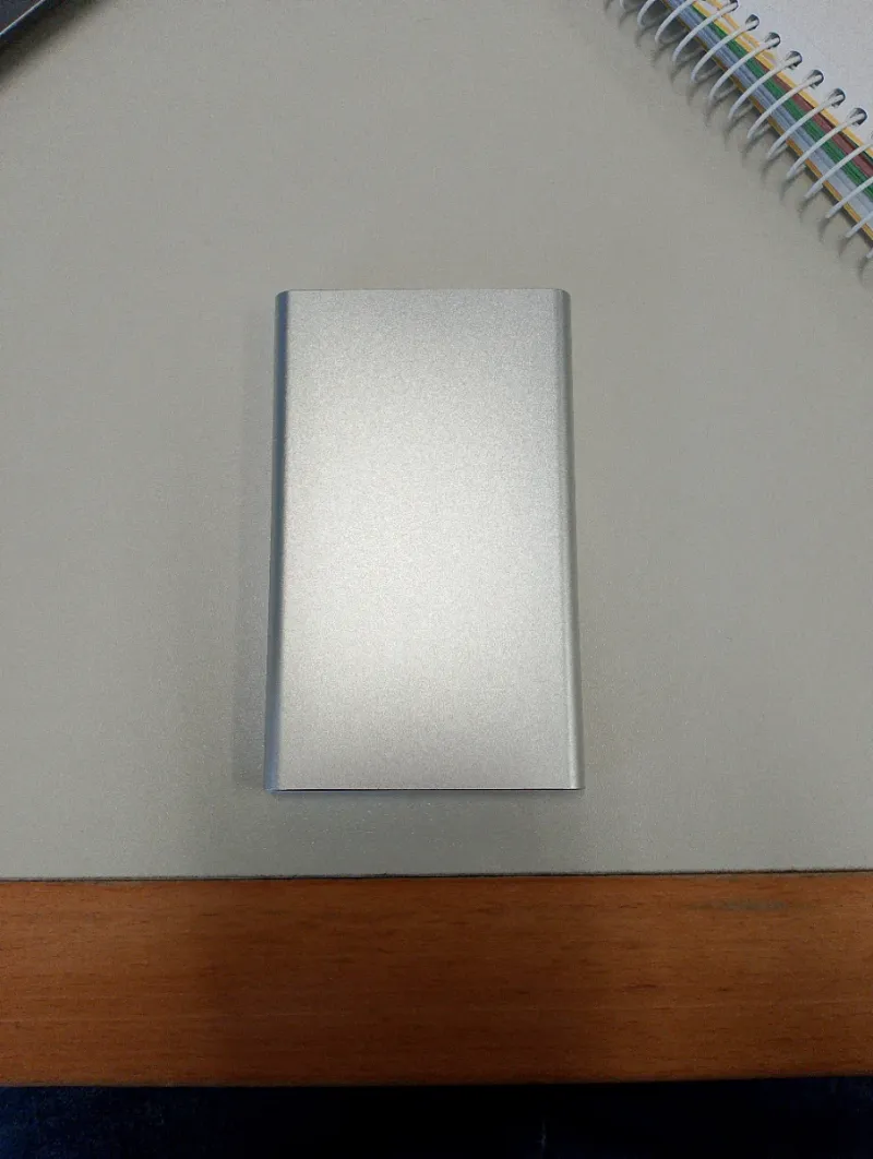 Cargador Portátil Plata