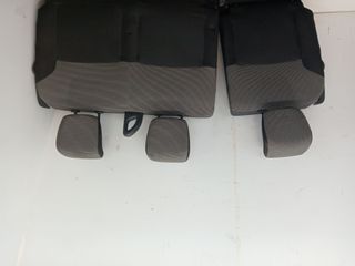 ASIENTOS TRASEROS DACIA DOKKER