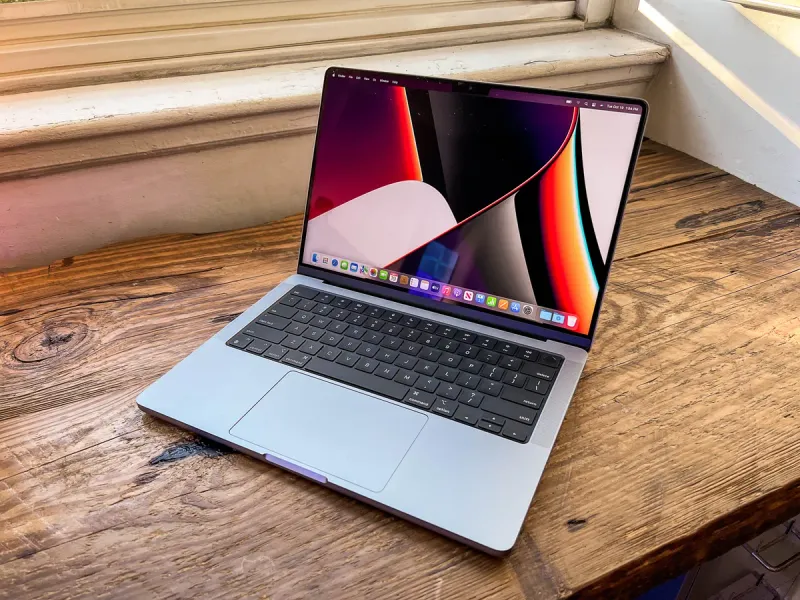 MacBook Pro M1 Pro 2023 Gris Espacial
