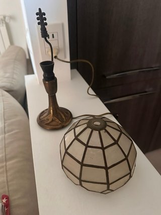 Lampada vintage in vetro e metallo