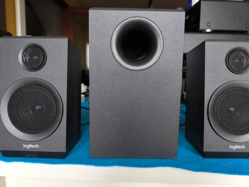 Logitech Subwoofer Activo + 2 Altavoces afbeelding 2
