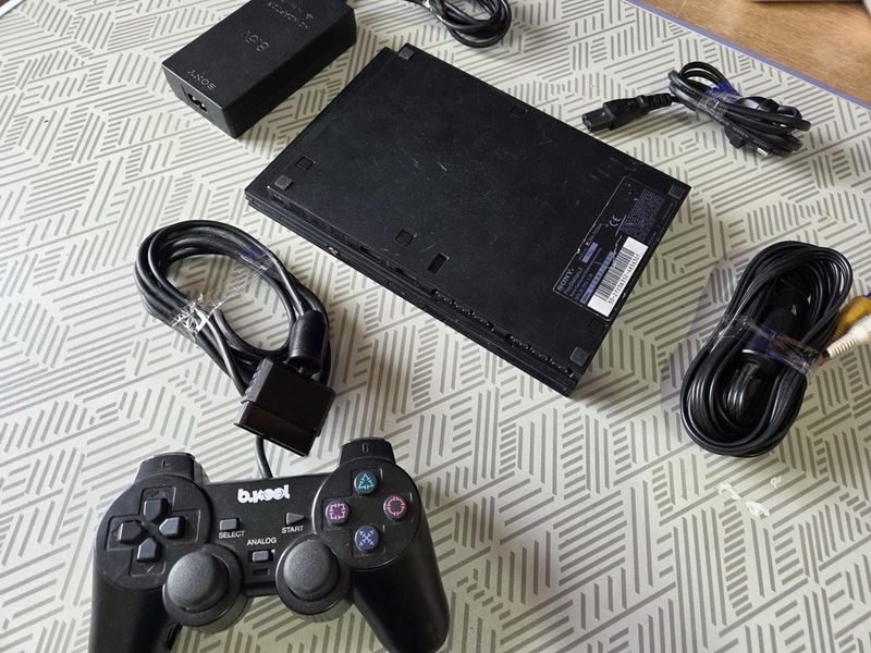 Play Station 2 PS2 Slim completa funcionando afbeelding 5