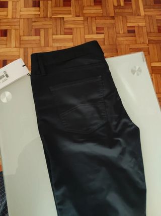 Armani Exchange Jeans W33S Azul oscuro.