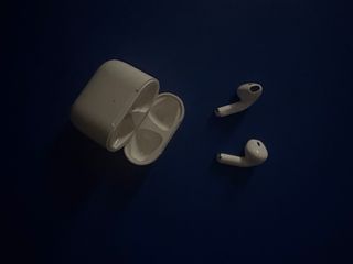 Auriculares inalambricos blancos
