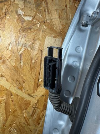 Puerta Trasera Derecha BMW G20