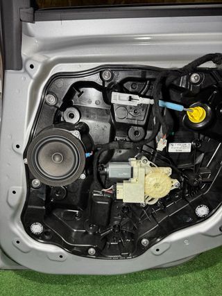 Puerta Trasera Derecha BMW G20