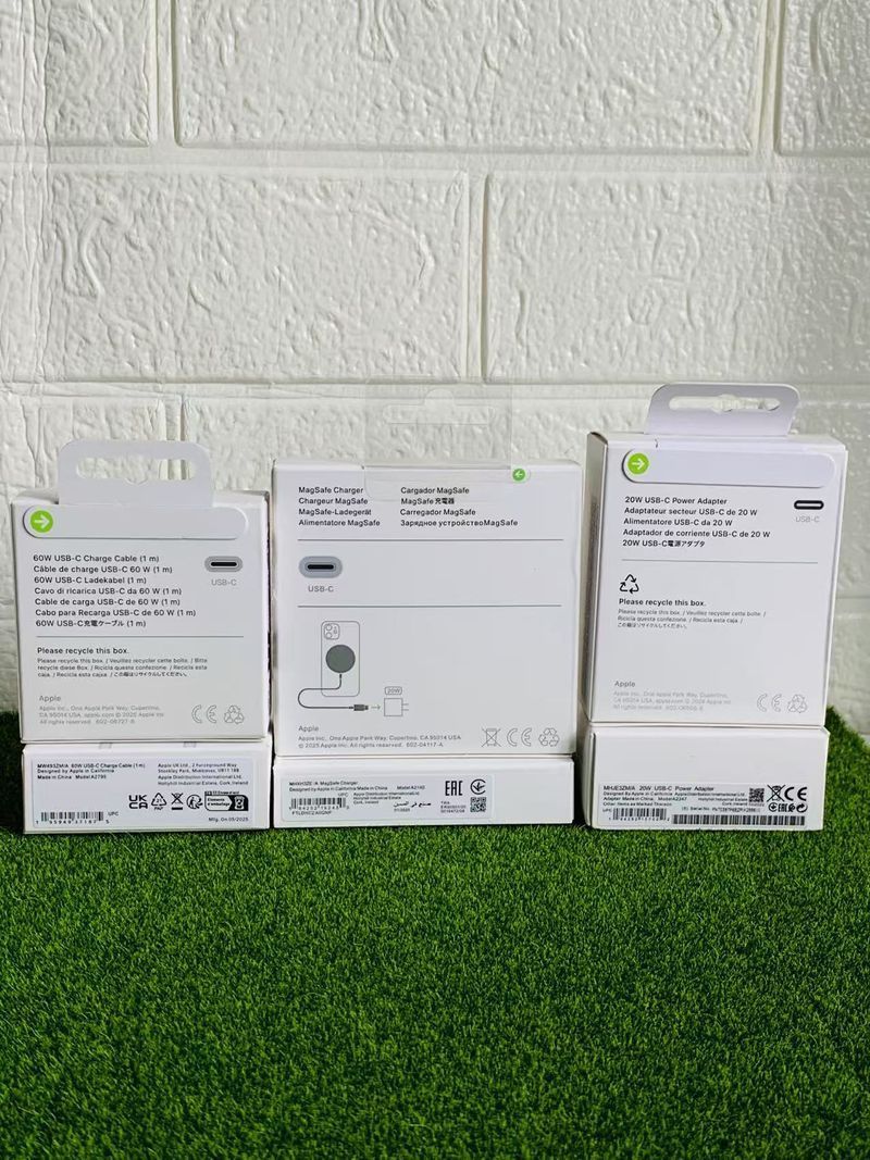 Lote Adaptador iPhone 20w/MagSafe 15w/Cable C/C 1m afbeelding 3