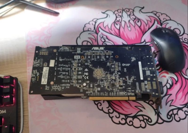 Tarjeta Gráfica Asus RX 570 4GB afbeelding 2