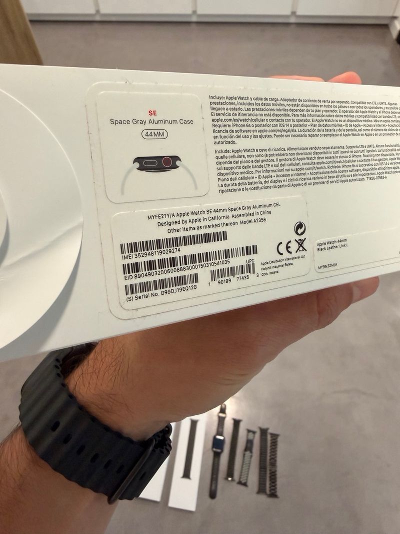 Apple Watch SE 44mm Gris Espacial afbeelding 5