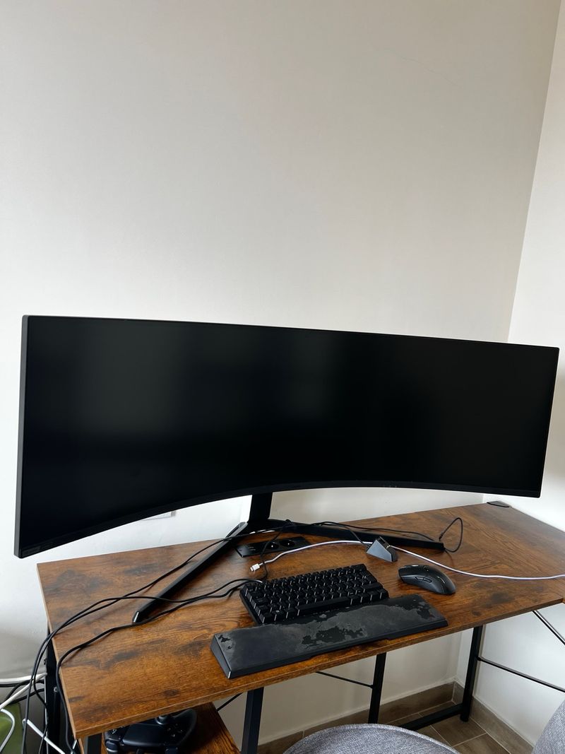 Samsung Odyssey Neo G9 49 Monitor Curvo