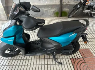 Yamaha Rayzr Scooter Automática