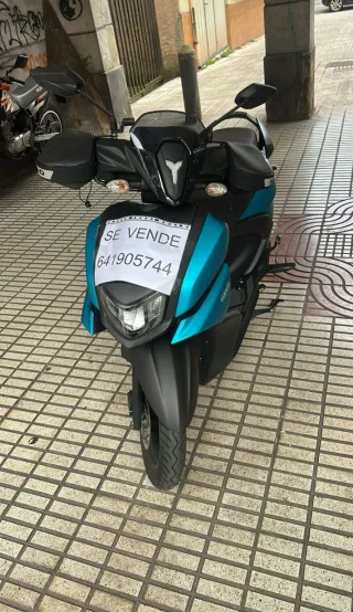 Yamaha Rayzr Scooter Automática