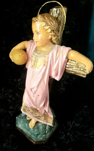 Niño Jesús en Cruz Olot Ojos Cristal