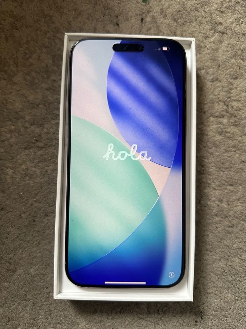 iPhone 16 Pro Max Plata afbeelding 2