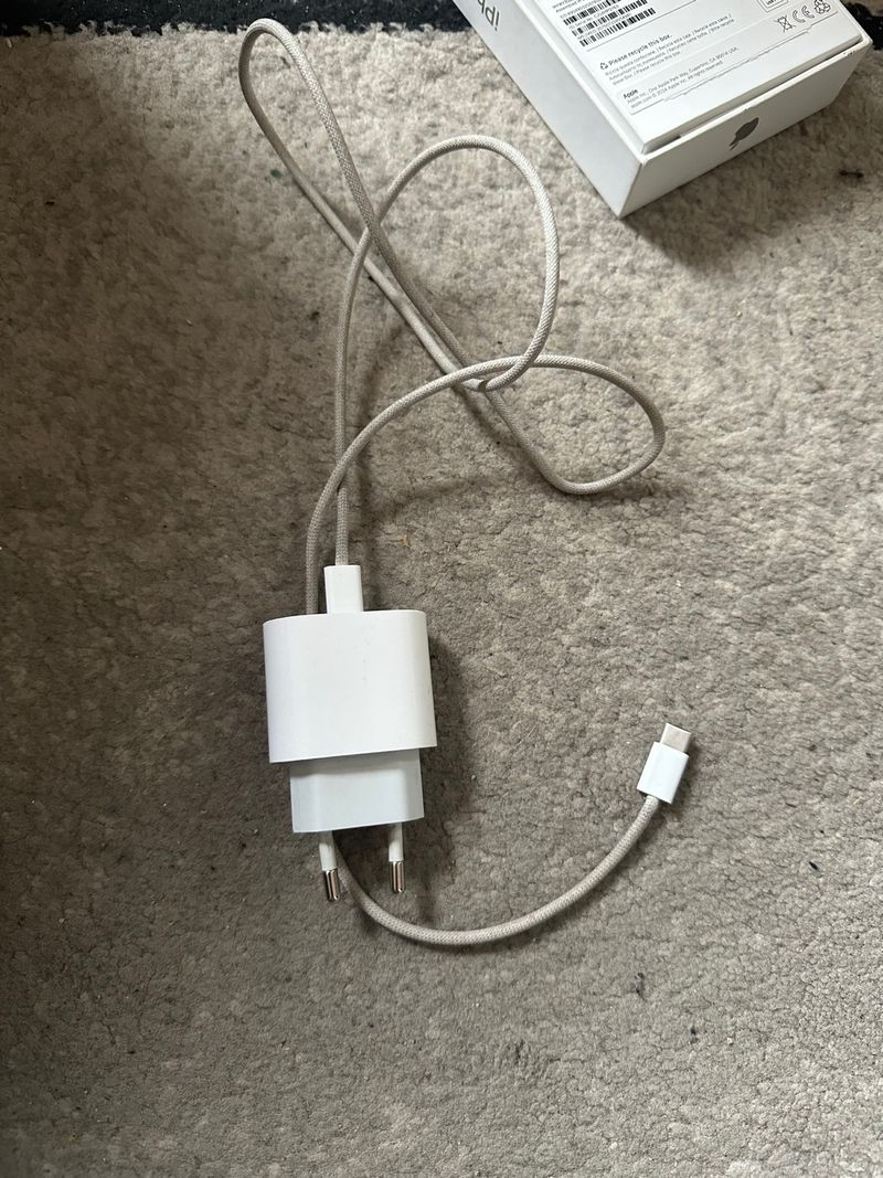 iPhone 16 Pro Max Plata afbeelding 5