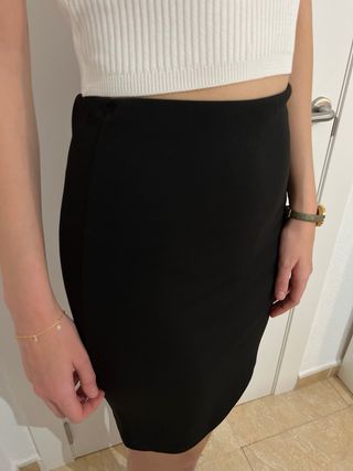 Falda tubo negra talla S