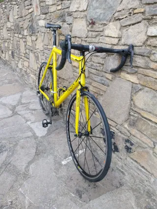 Bicicleta Carretera Klein Quantum Pro Amarilla