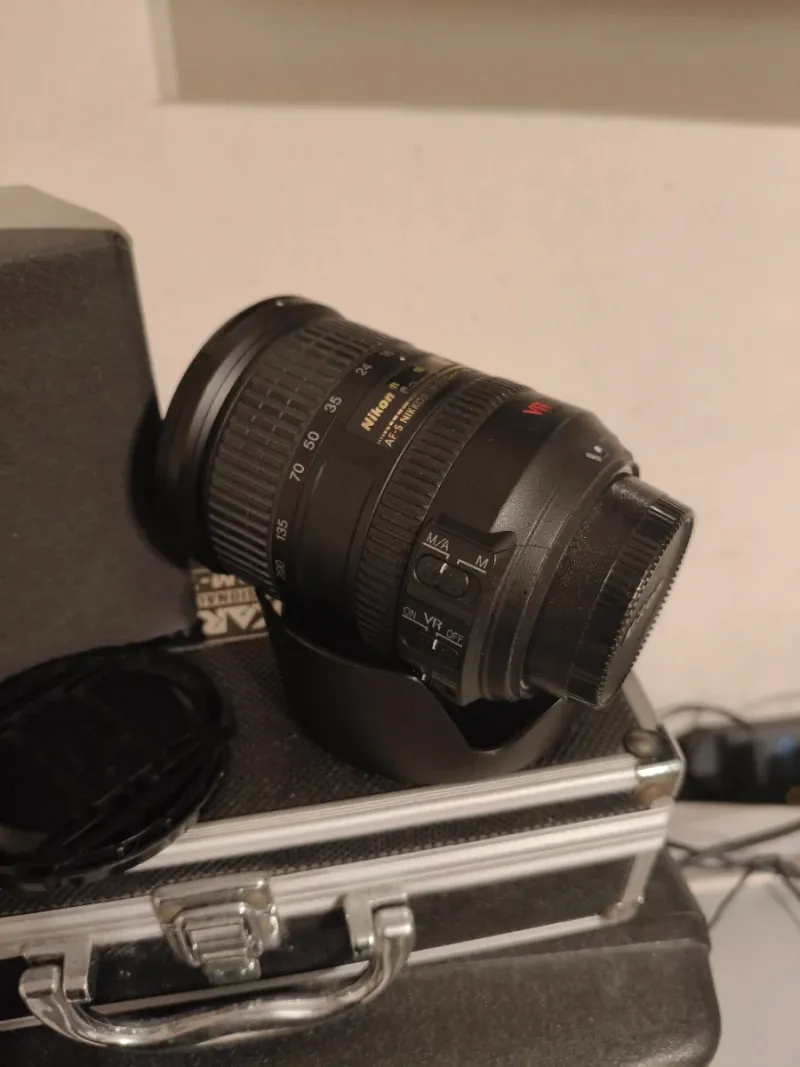 Objetivo Nikon AF-S 18-200mm f/3.5-5.6G ED VR afbeelding 2
