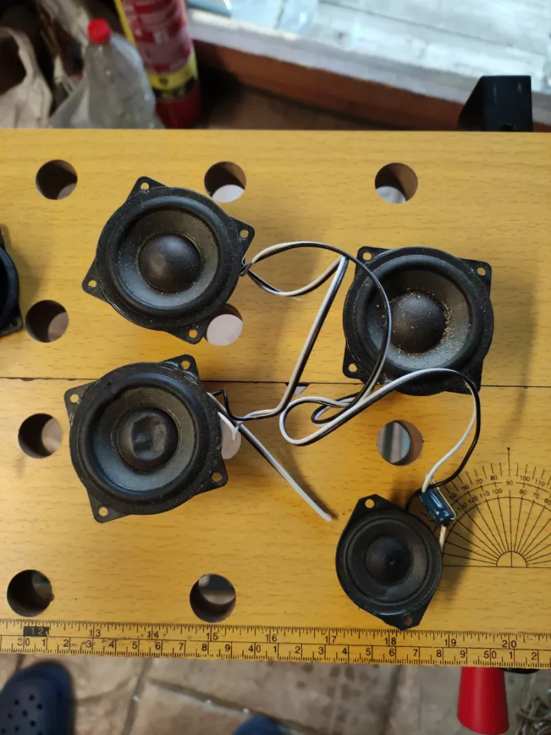 Altavoces Vieta 12Ω 25W y 3Ω 5W afbeelding 2