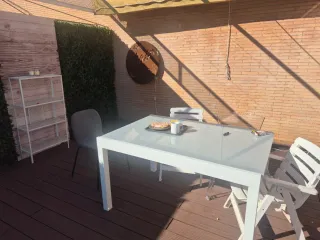 Mesa extensible exterior cristal y metal